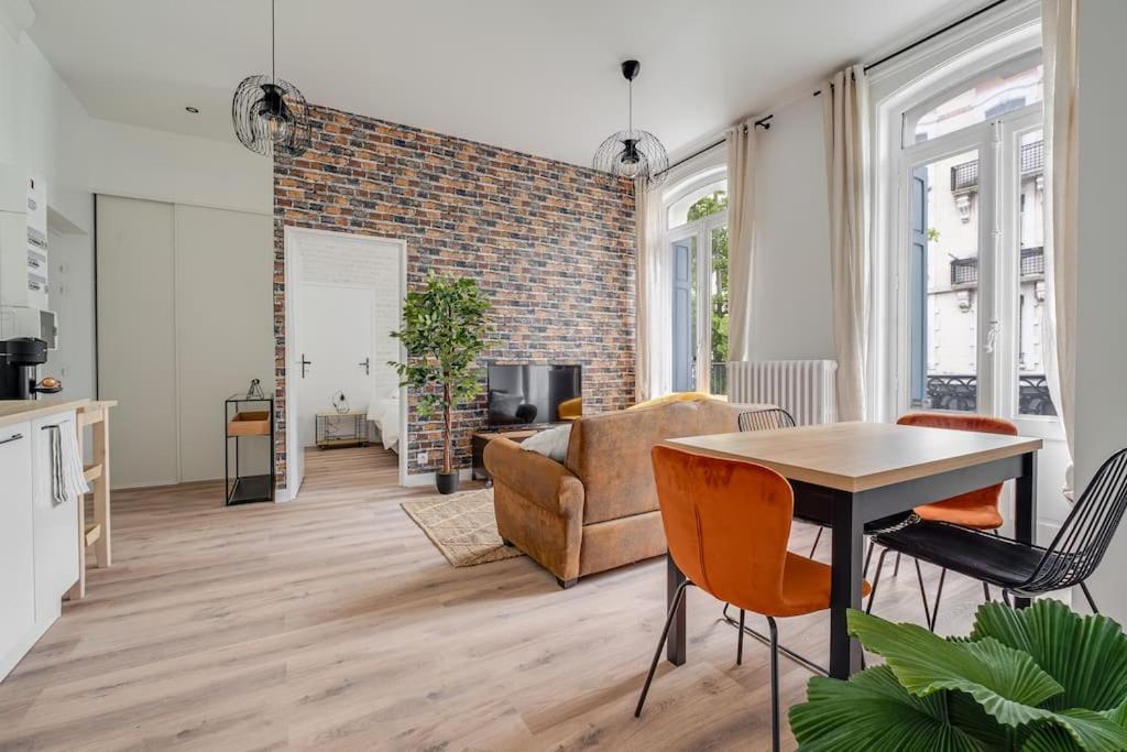 Grand Appartement «  City » Spacieux Et Moderne Saint-Etienne  Exterior foto